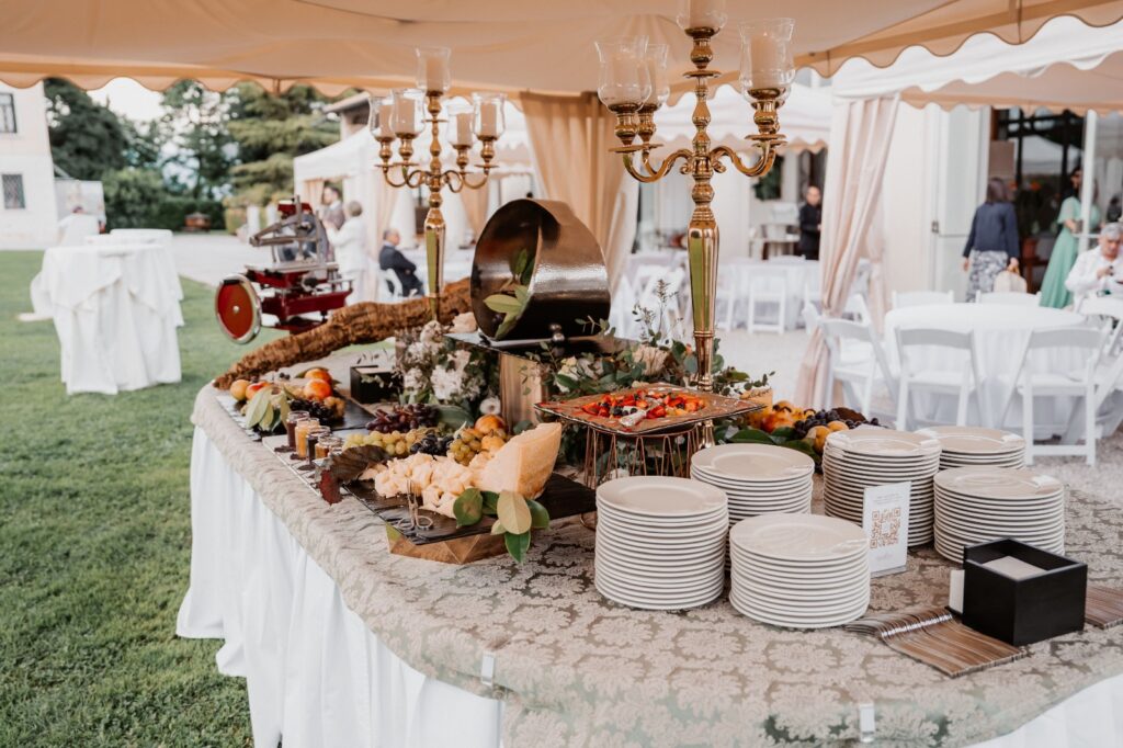 Food & Co - Eventi, allestimenti e Ristorazione